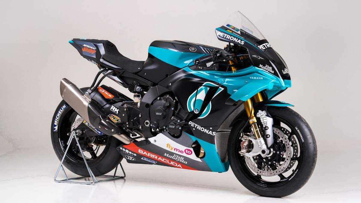 Yamaha R1 petronas srt replica